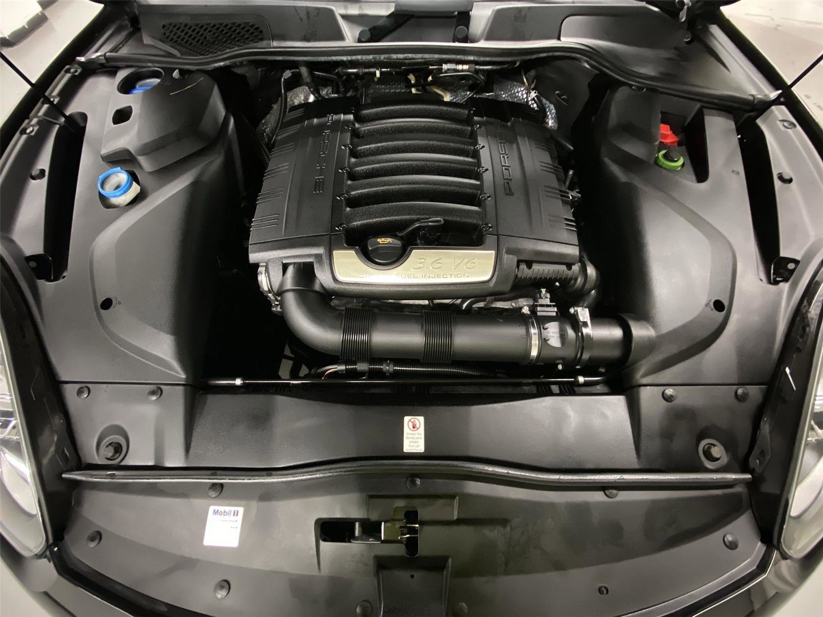 Used 2018 Porsche Cayenne image 22