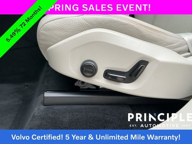 Certified 2023 Volvo XC90 B6 Core w/ Climate Package image 28