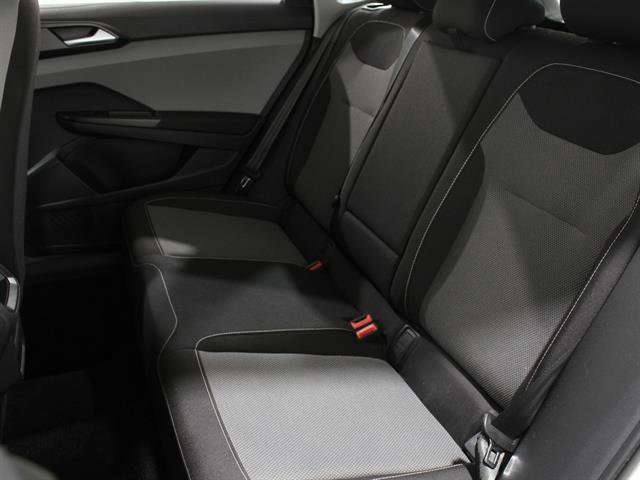 Used 2023 Volkswagen Taos S image 17