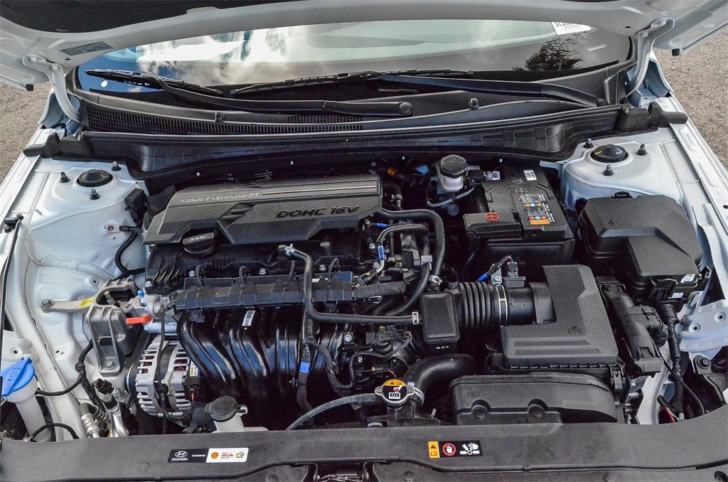 Certified 2024 Hyundai Elantra SEL image 28