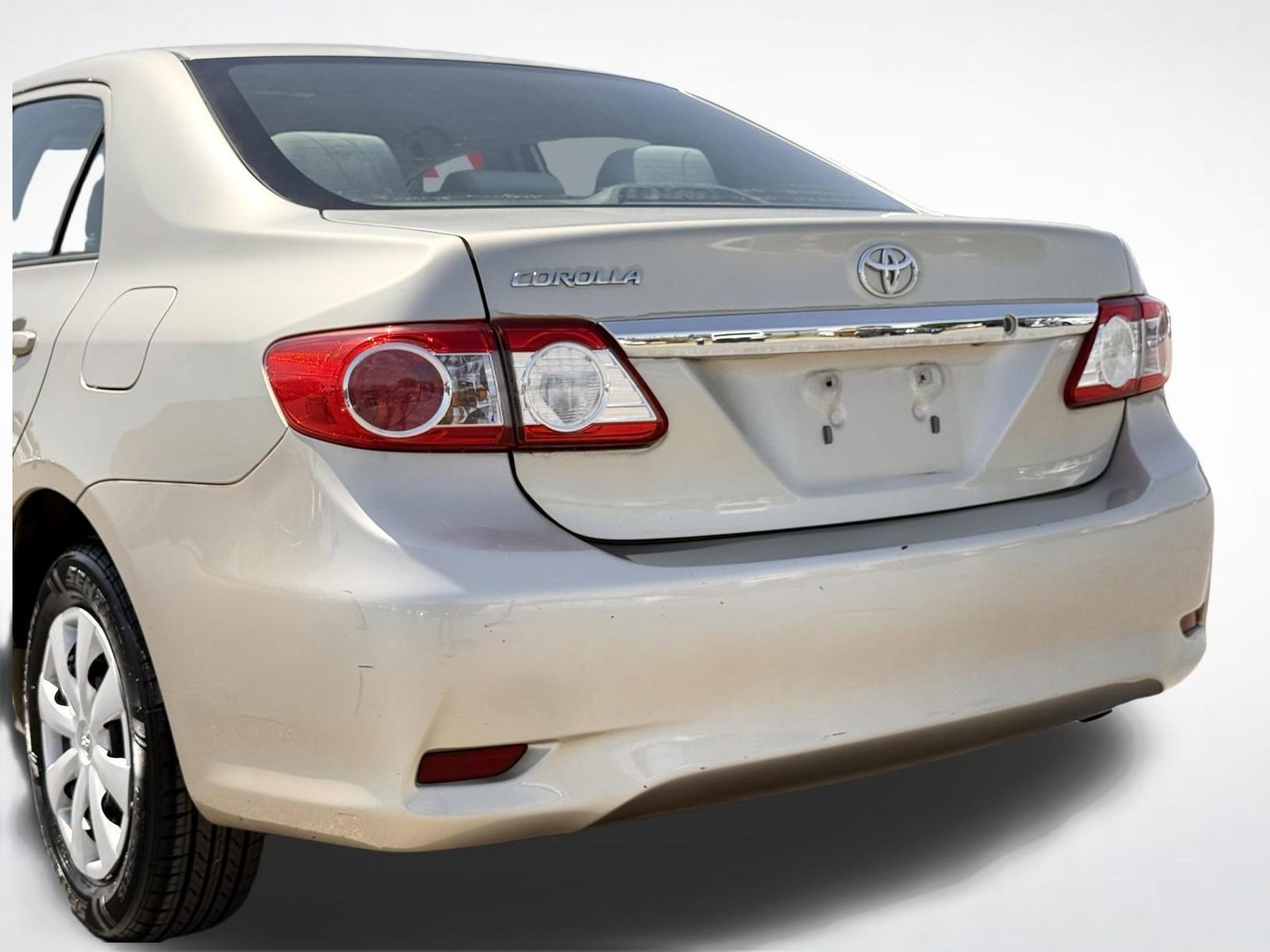 Used 2013 Toyota Corolla L FWD image 8