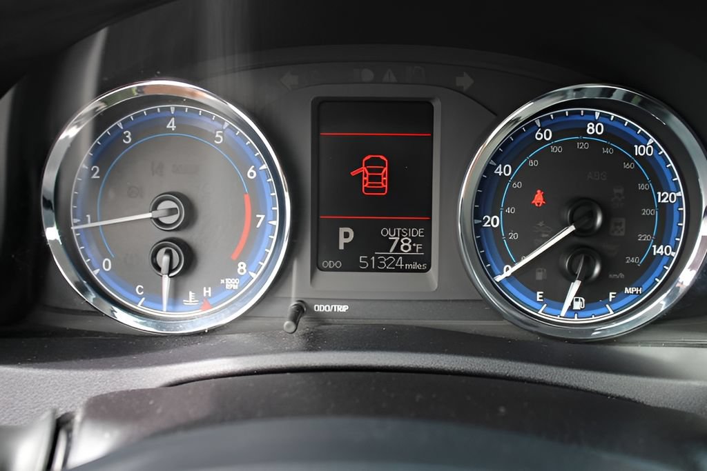 Certified 2018 Toyota Corolla LE FWD image 11