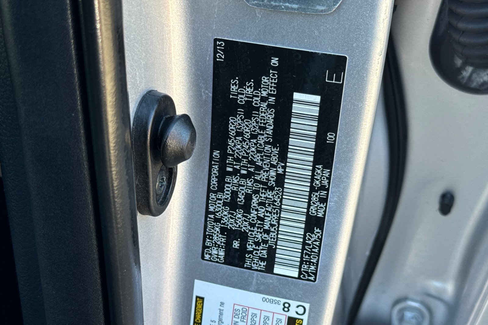 Used 2014 Toyota 4Runner Limited AWD/4WD image 29