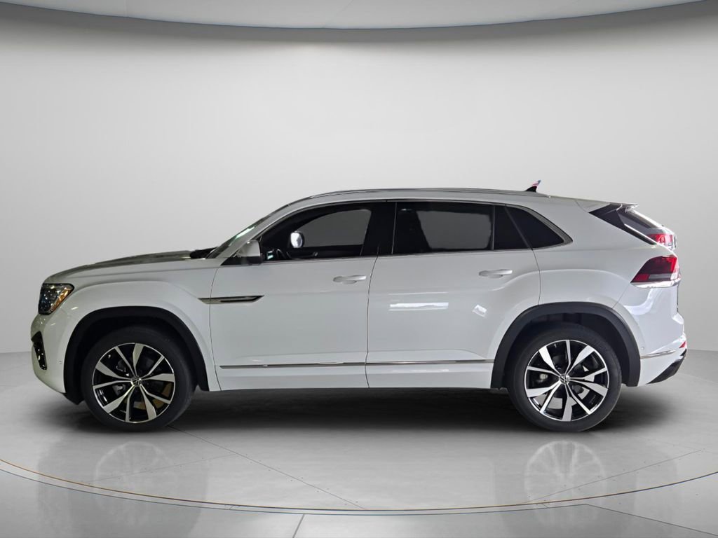 Certified 2024 Volkswagen Atlas Cross Sport SEL Premium R-Line AWD/4WD image 3