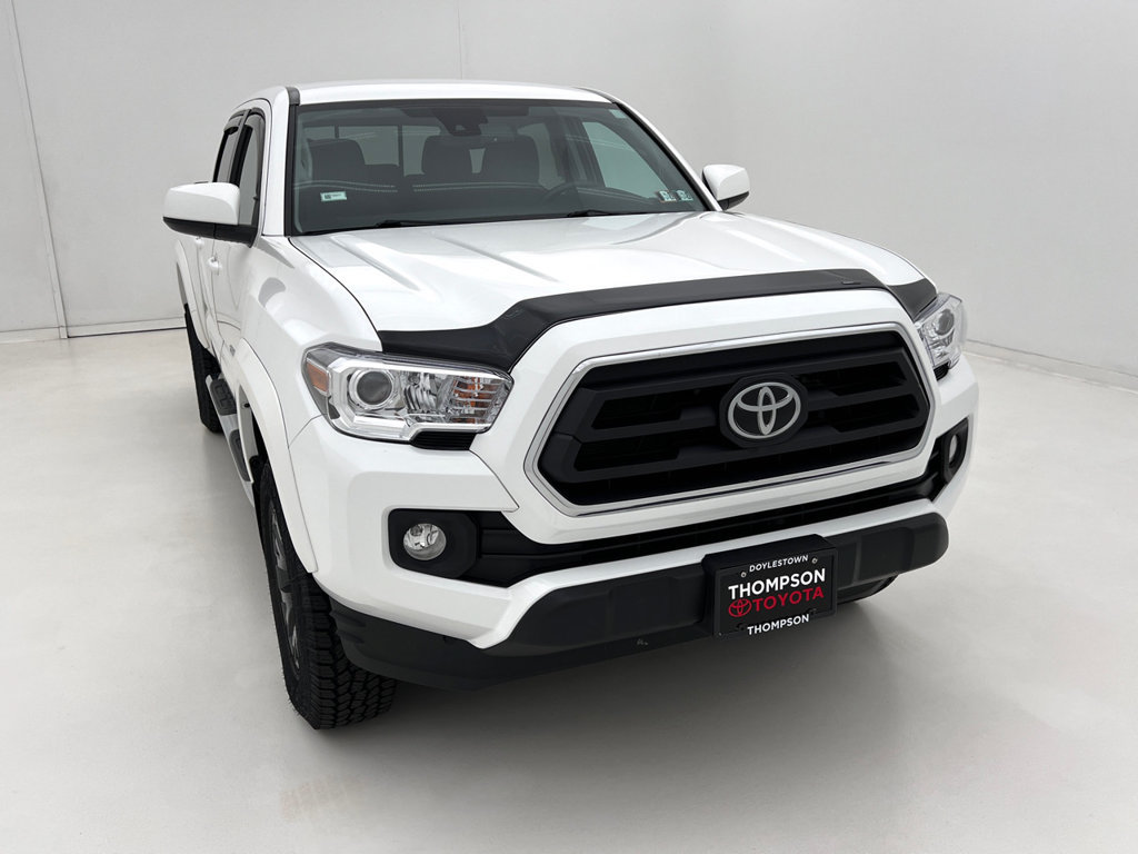 Used 2022 Toyota Tacoma SR5 AWD/4WD image 3