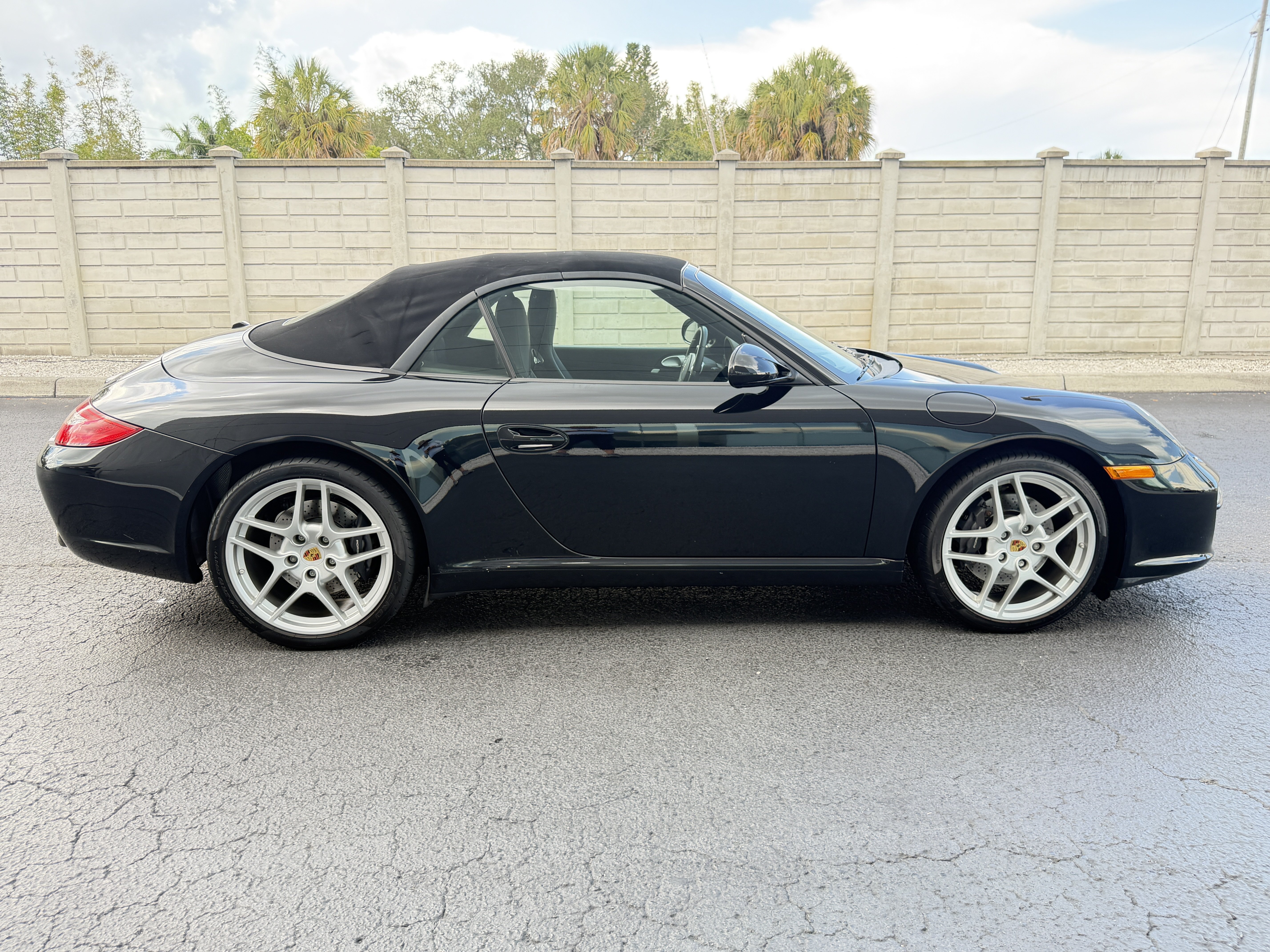 Used 2009 Porsche 911 Carrera RWD image 7