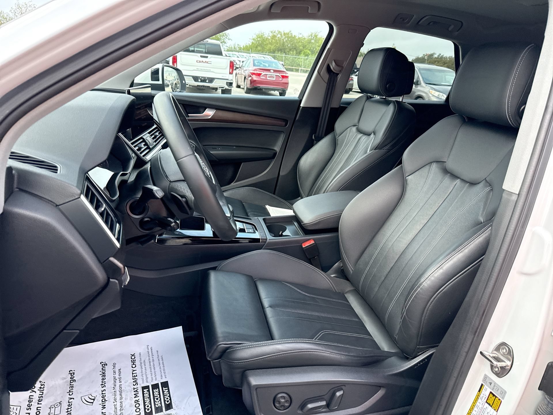 Used 2024 Audi Q5 2.0T Premium w/ Convenience Package AWD/4WD image 13