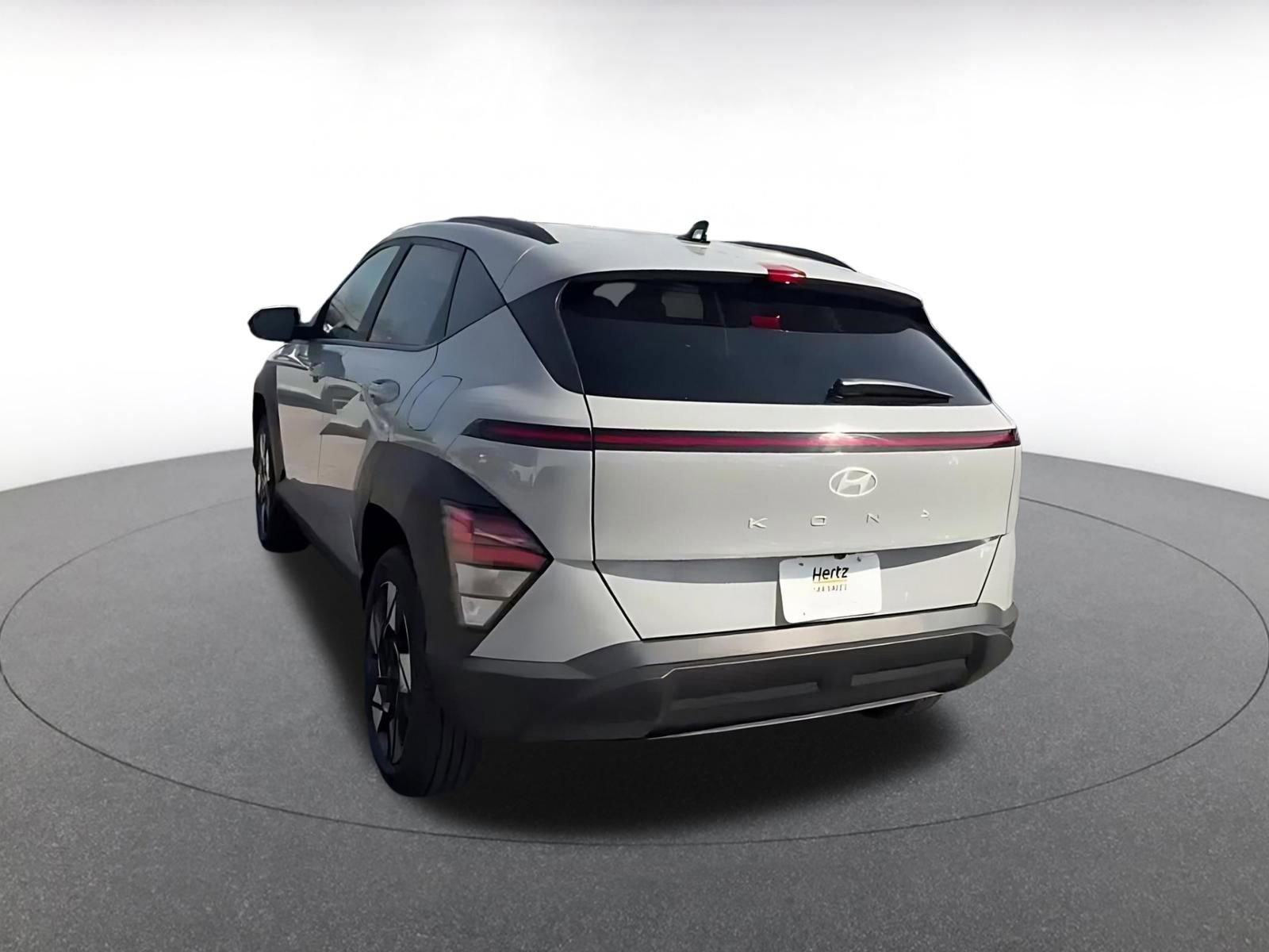 Used 2025 Hyundai Kona SEL image 15