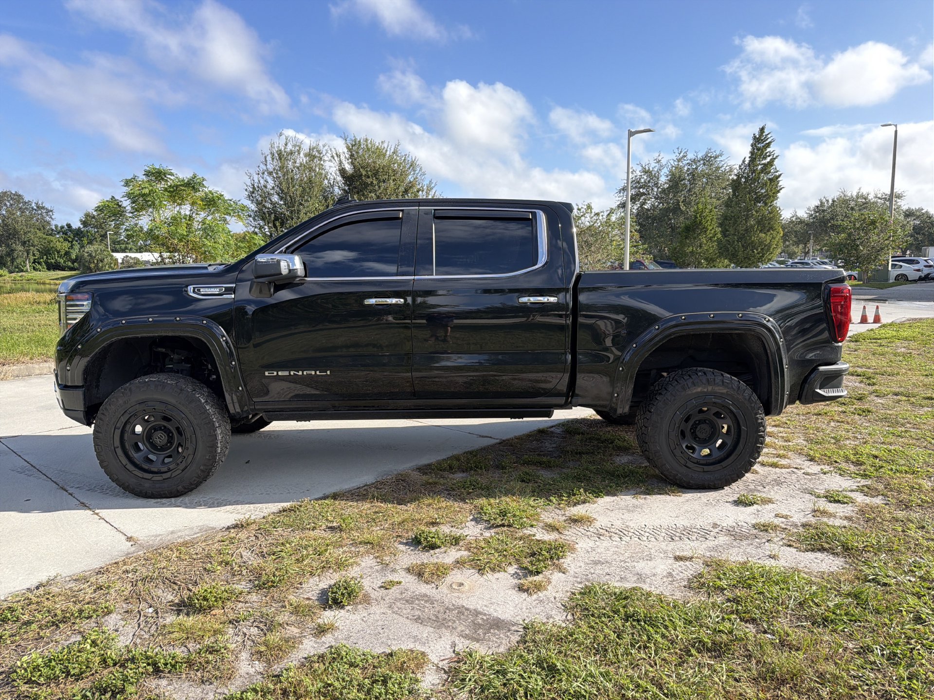 Used 2022 GMC Sierra 1500 Denali AWD/4WD image 7