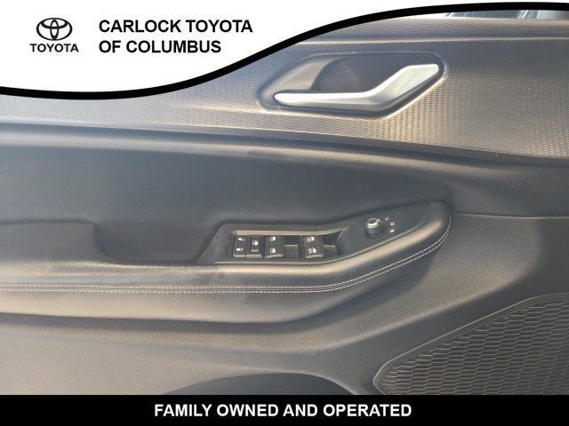 Used 2023 Jeep Grand Cherokee L Laredo AWD/4WD image 11