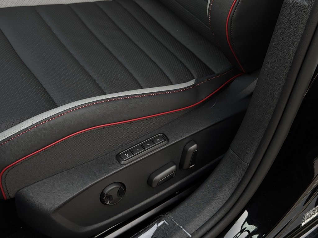 New 2025 Volkswagen GTI SE image 21