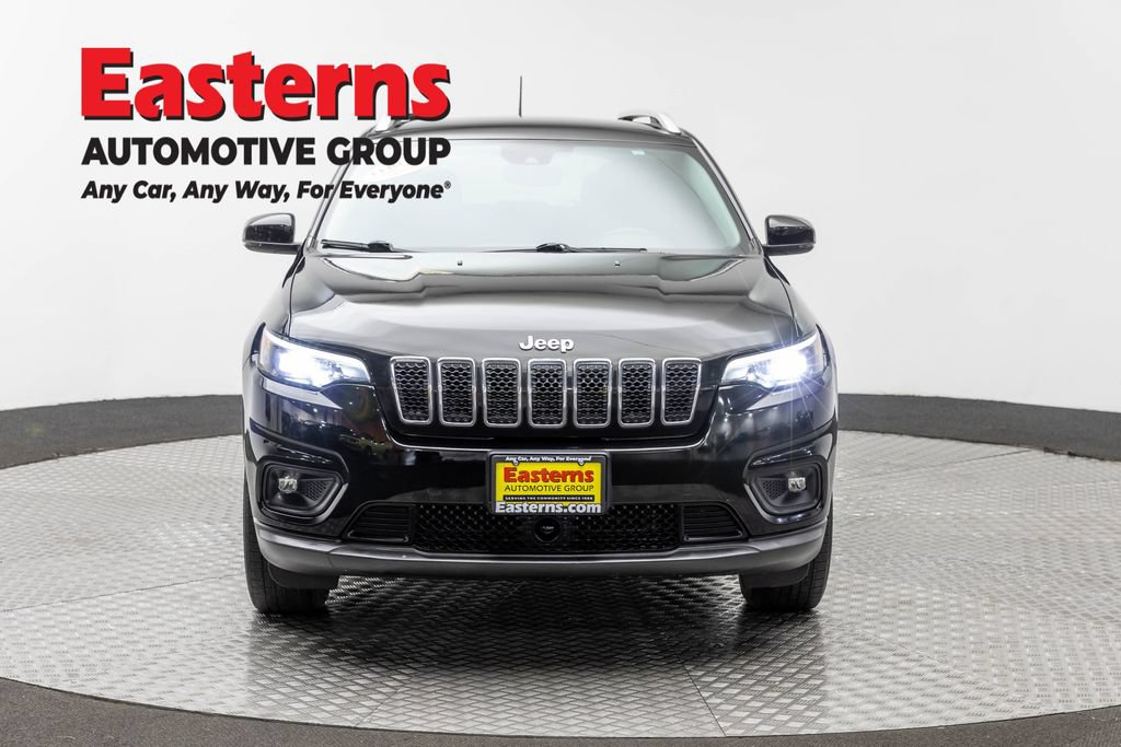 Used 2021 Jeep Cherokee Latitude Plus AWD/4WD image 4