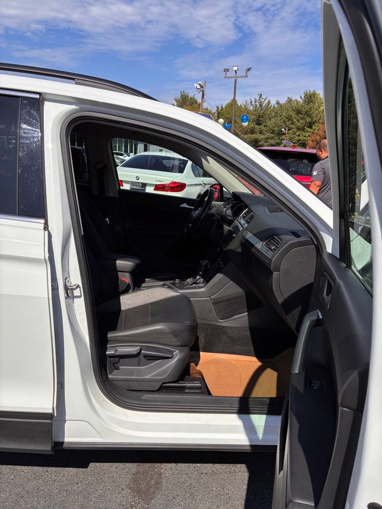 Used 2019 Volkswagen Tiguan SE AWD/4WD image 22
