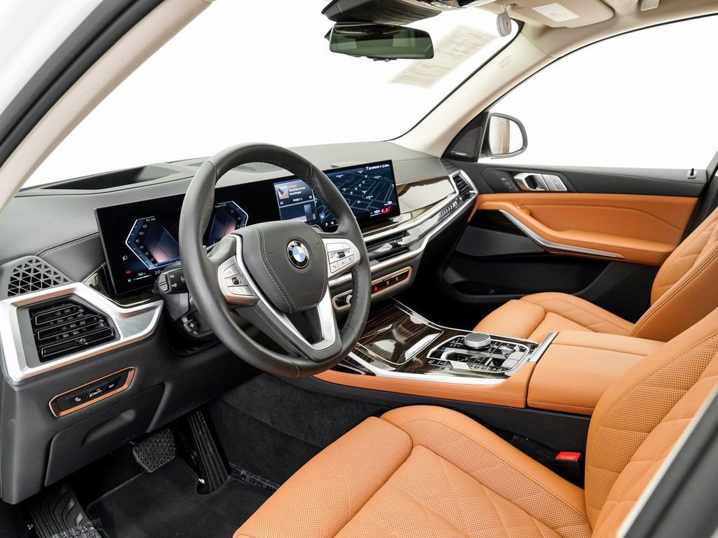 Used 2026 BMW X7 xDrive40i image 4
