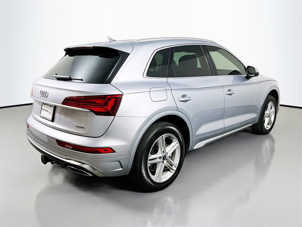 Used 2023 Audi Q5 e Premium Plus w/ Premium Plus Package image 7