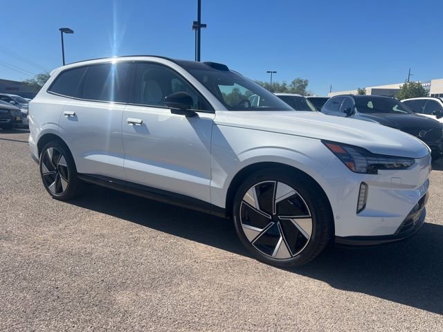 New 2025 Volvo EX90 Ultra w/ Protection Package Premier image 8