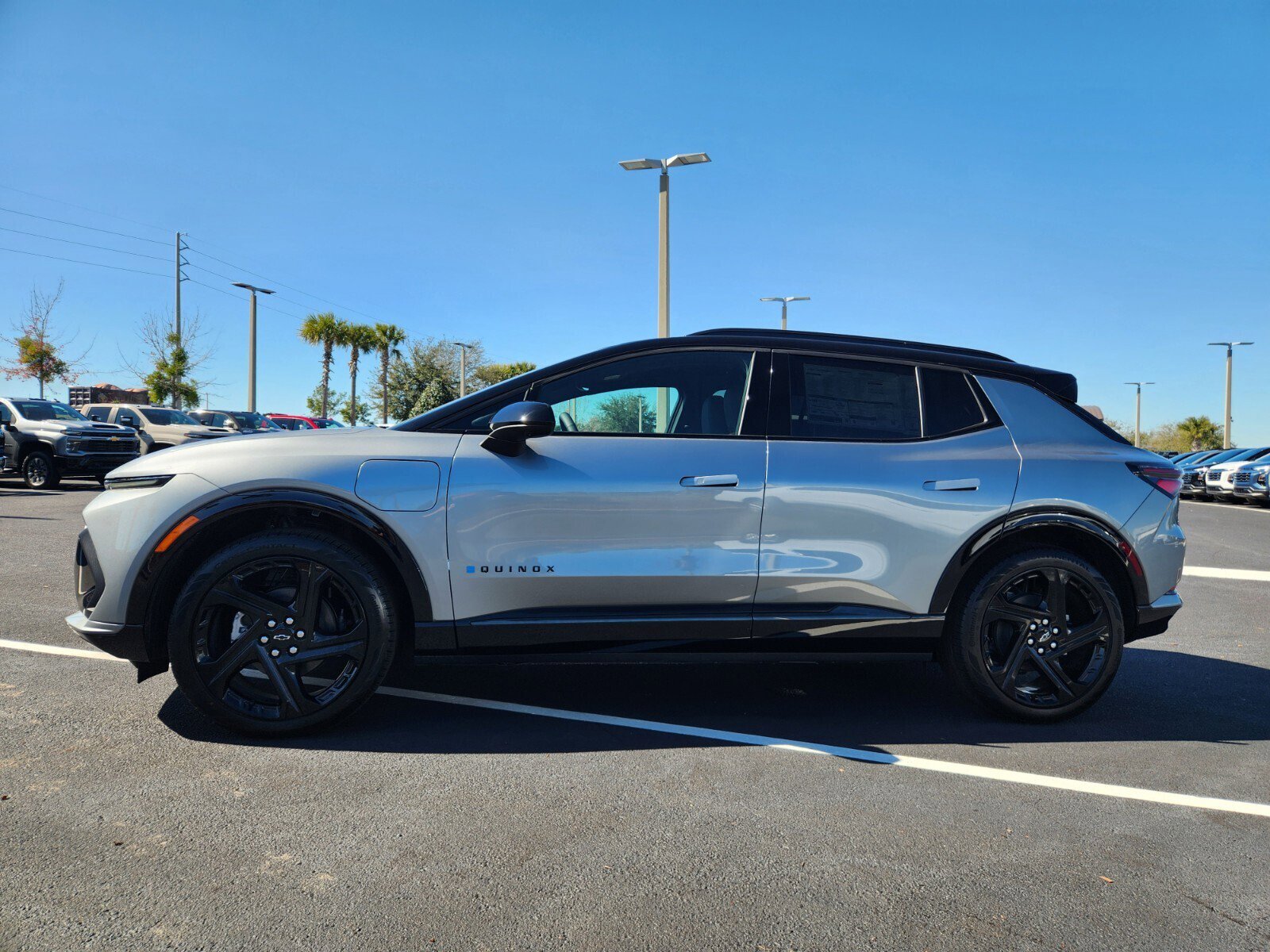 New 2026 Chevrolet Equinox EV RS FWD image 3