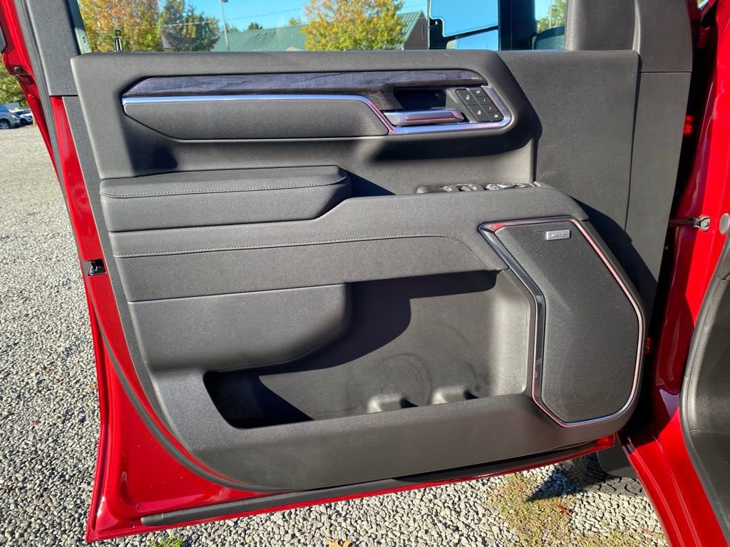 New 2026 Chevrolet Silverado 2500 LTZ w/ LTZ Premium Package image 9