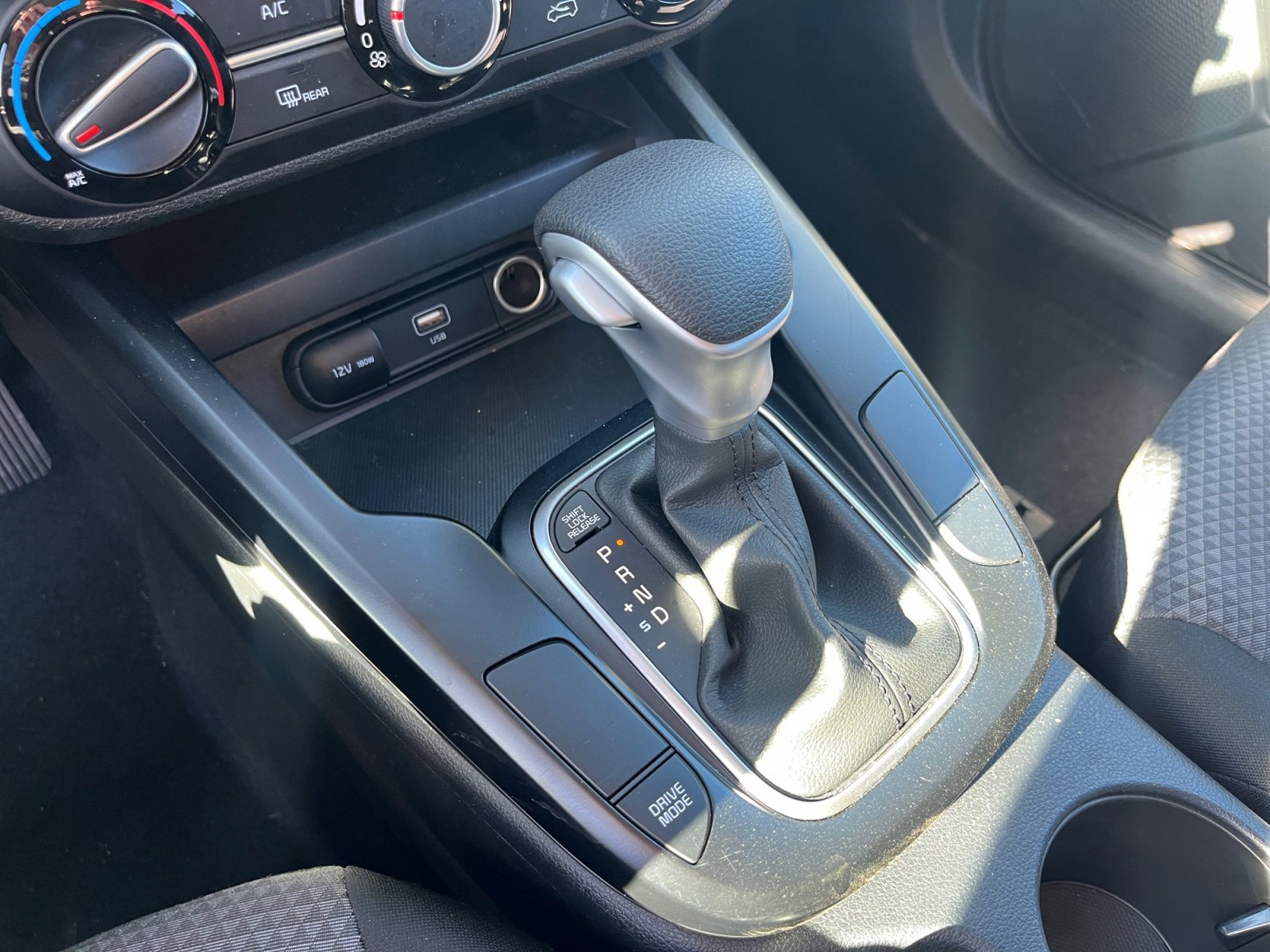 Used 2025 Kia Soul LX image 30