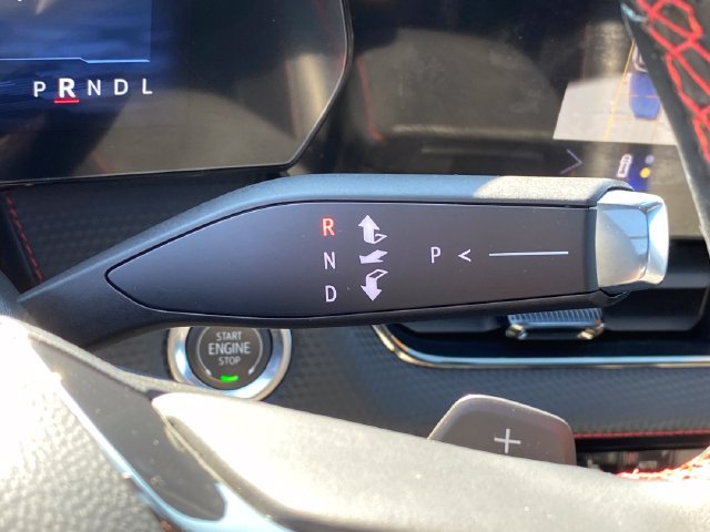 Certified 2025 Chevrolet Equinox RS w/ Safety and Technology Package AWD/4WD image 13