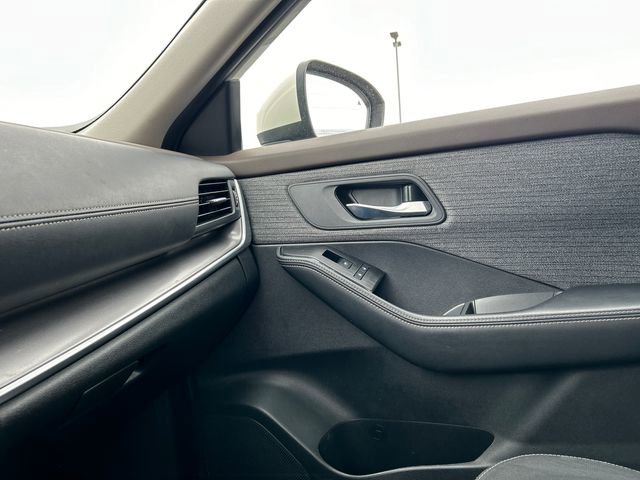 Certified 2023 Nissan Rogue SV AWD/4WD image 20