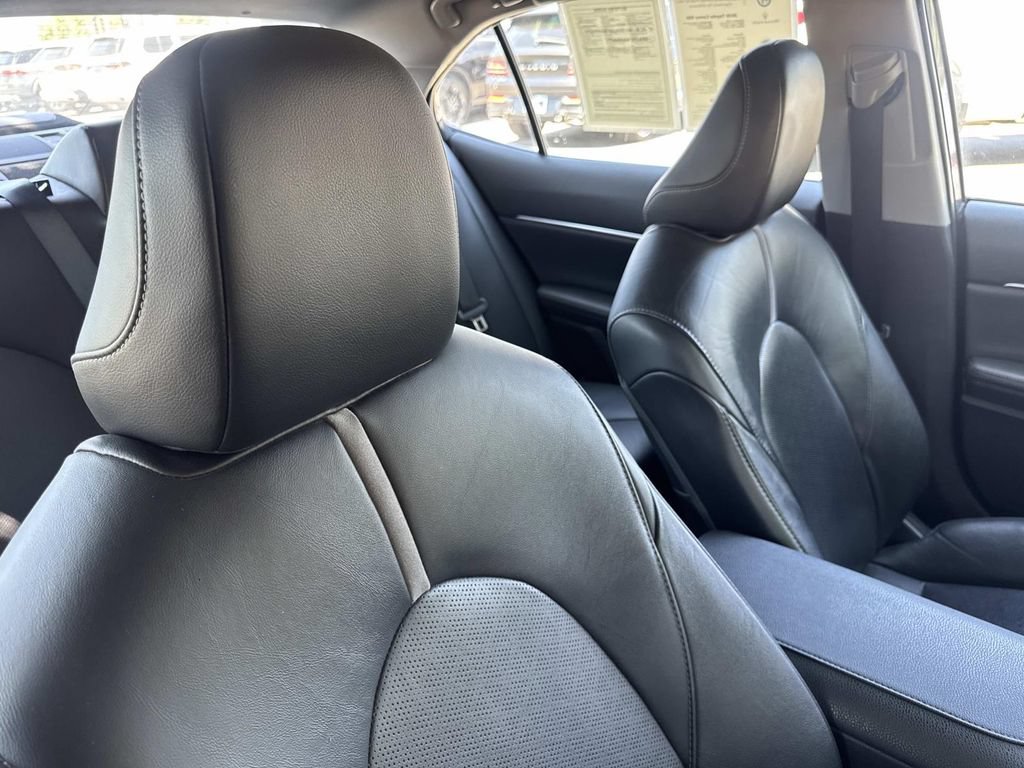 Used 2020 Toyota Camry XSE w/ Navigation Package FWD image 27