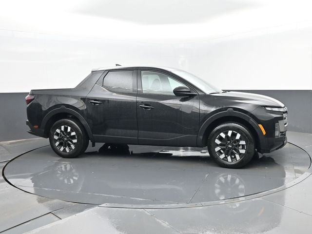 Used 2025 Hyundai Santa Cruz SE image 3