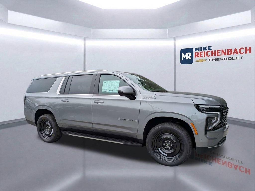 New 2026 Chevrolet Suburban High Country w/ Sun And Tow Package AWD/4WD video 2