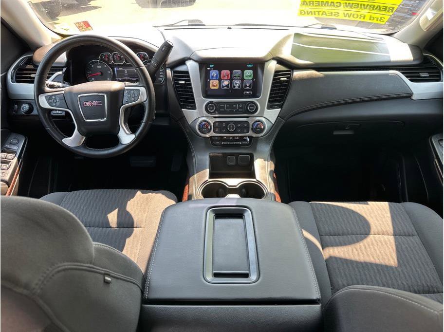 Used 2020 GMC Yukon XL SLE w/ HD Trailering Package image 19