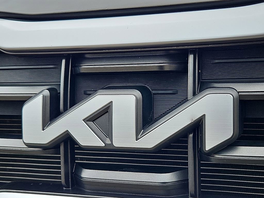 Certified 2024 Kia Telluride S image 29