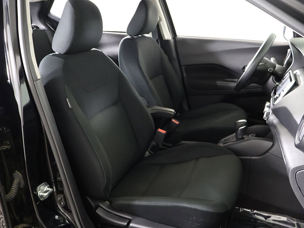 Used 2024 Nissan Kicks S image 27