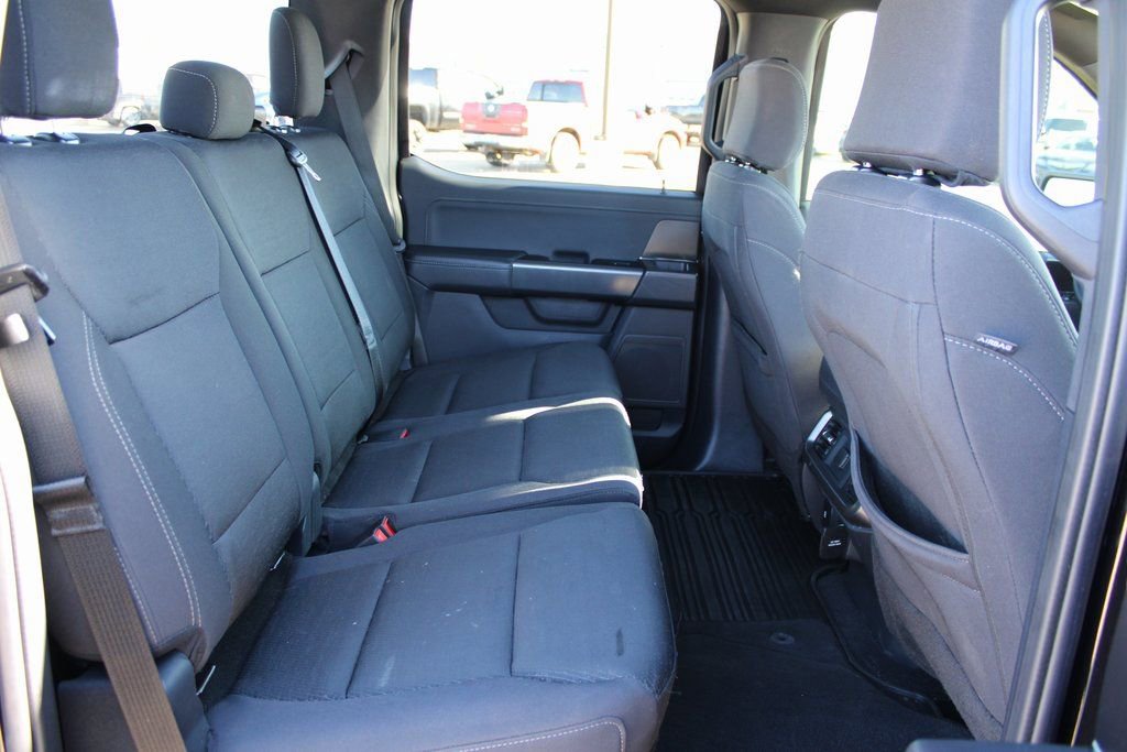 Used 2024 Ford F150 XLT w/ XLT Black Appearance Package image 9