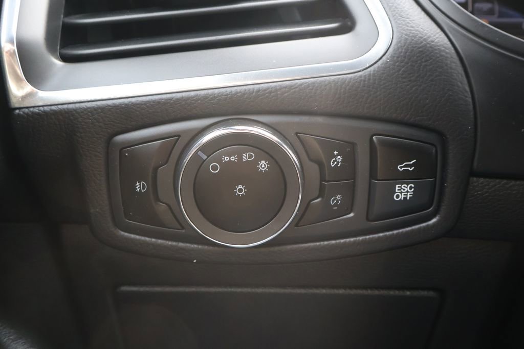 Used 2023 Ford Edge ST image 35