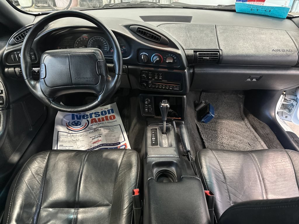 Used 1995 Chevrolet Camaro Z28 RWD image 22