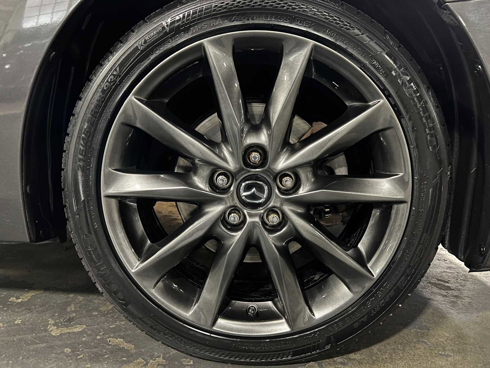 Used 2018 MAZDA MAZDA3 Grand Touring w/ Premium Equipment Package image 9