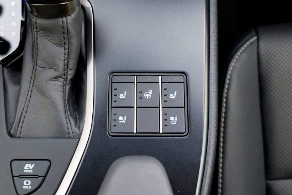 Used 2024 Lexus UX 250h F Sport AWD/4WD image 52