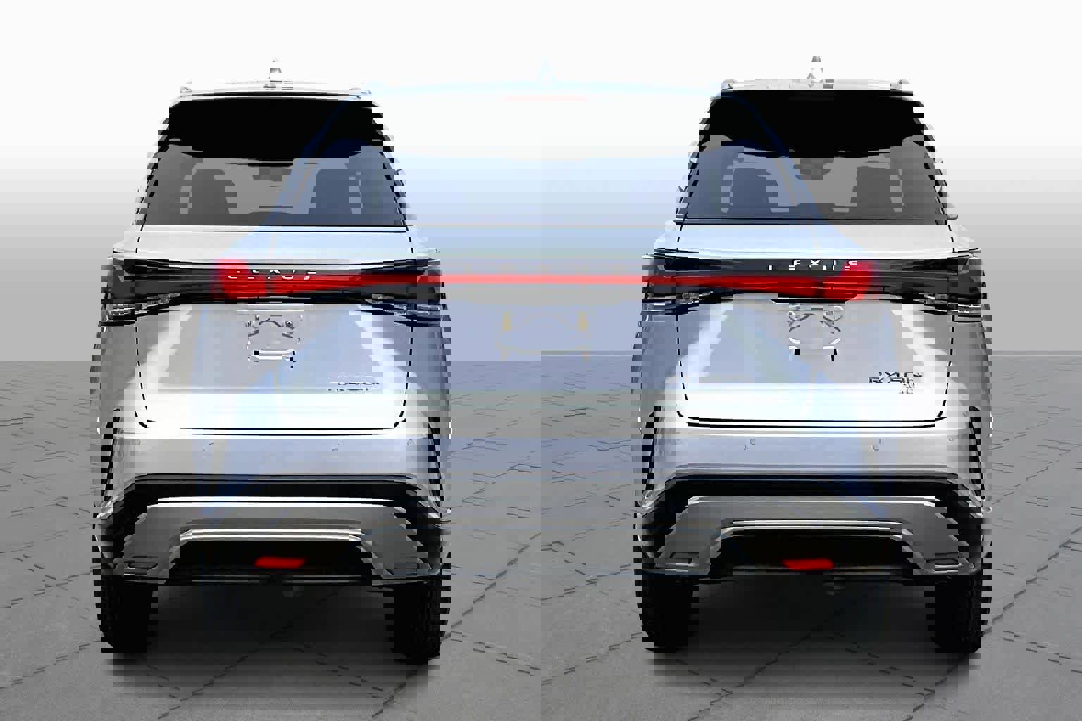 Certified 2025 Lexus RX 450h Luxury w/ Convenience Package image 8