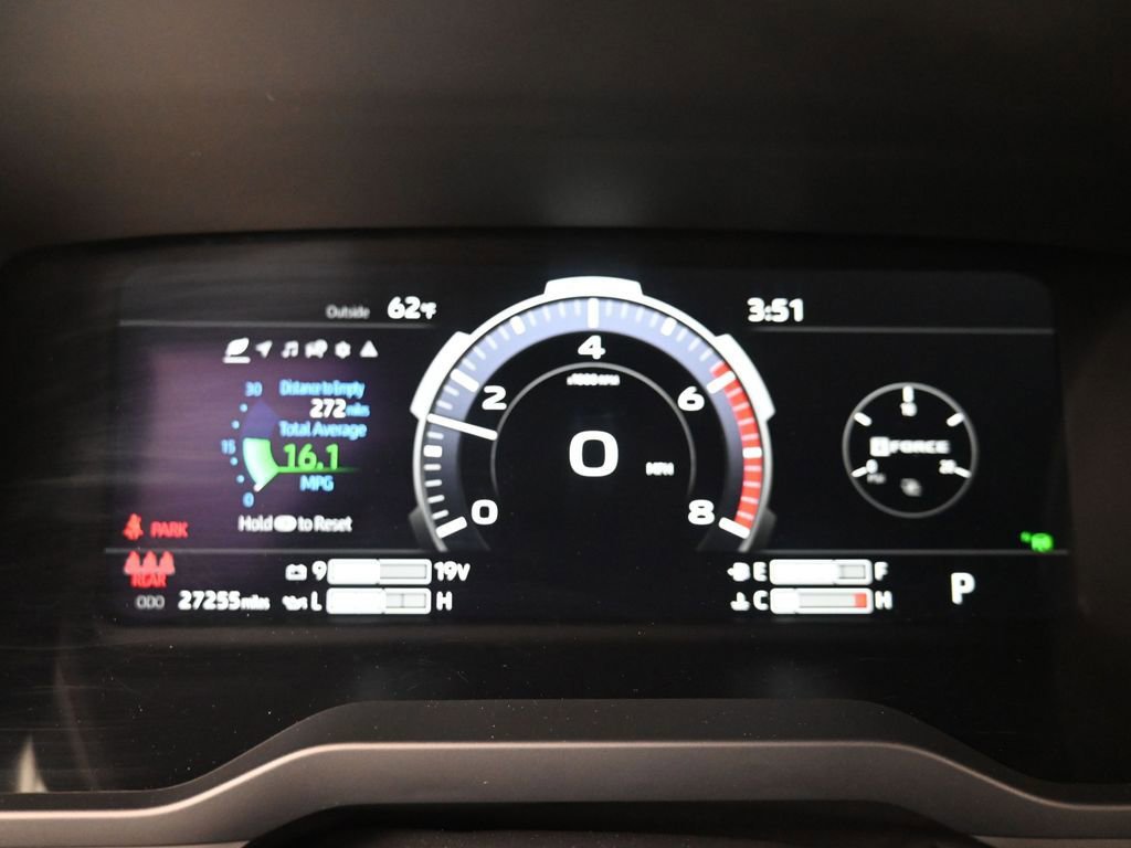 Used 2025 Toyota Tundra Limited image 19