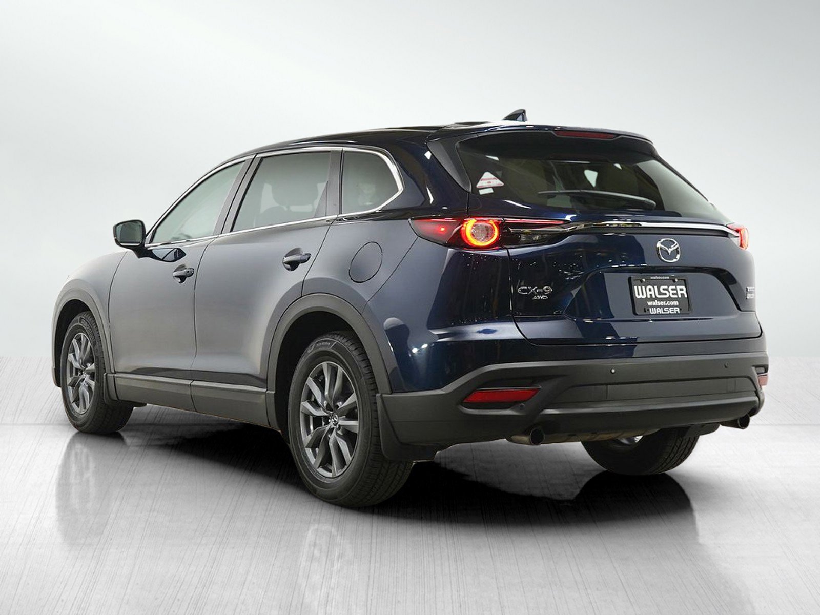 Used 2022 MAZDA CX-9 Touring w/ Touring Premium Package image 3