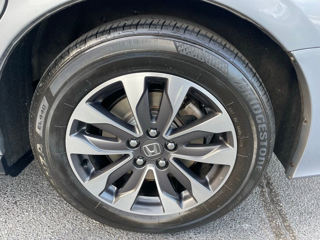 Certified 2024 Honda Odyssey EX-L image 46