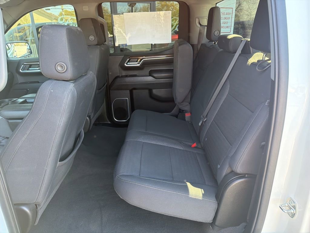 Used 2023 Chevrolet Silverado 1500 LT image 18