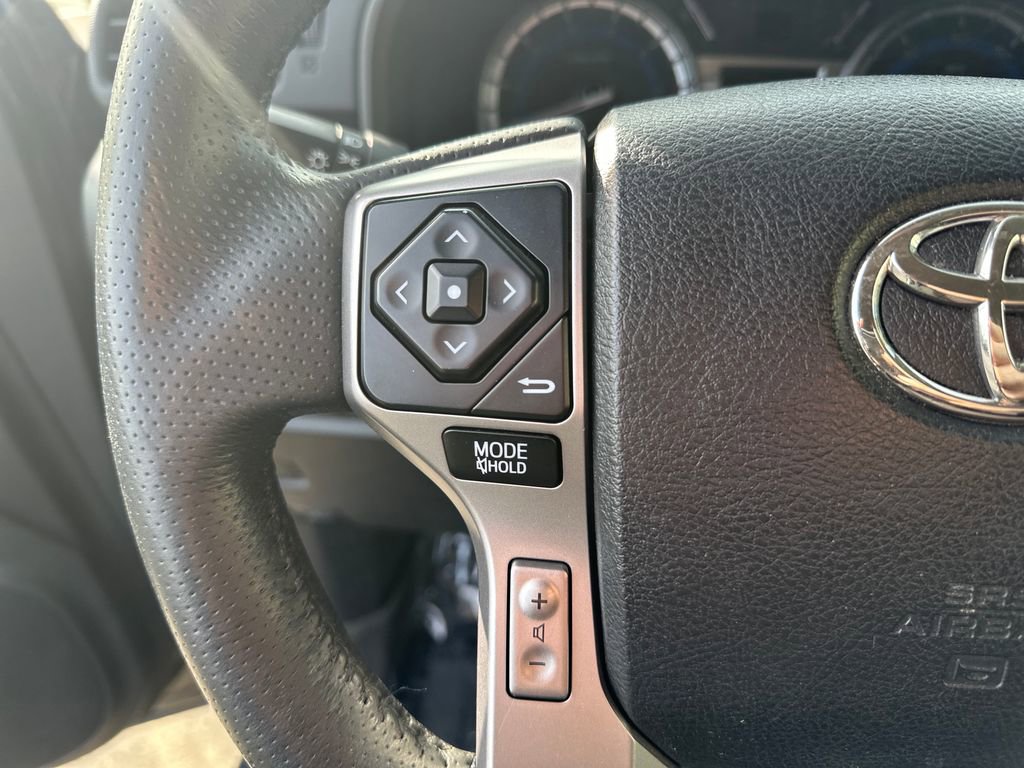 Used 2016 Toyota 4Runner SR5 image 19