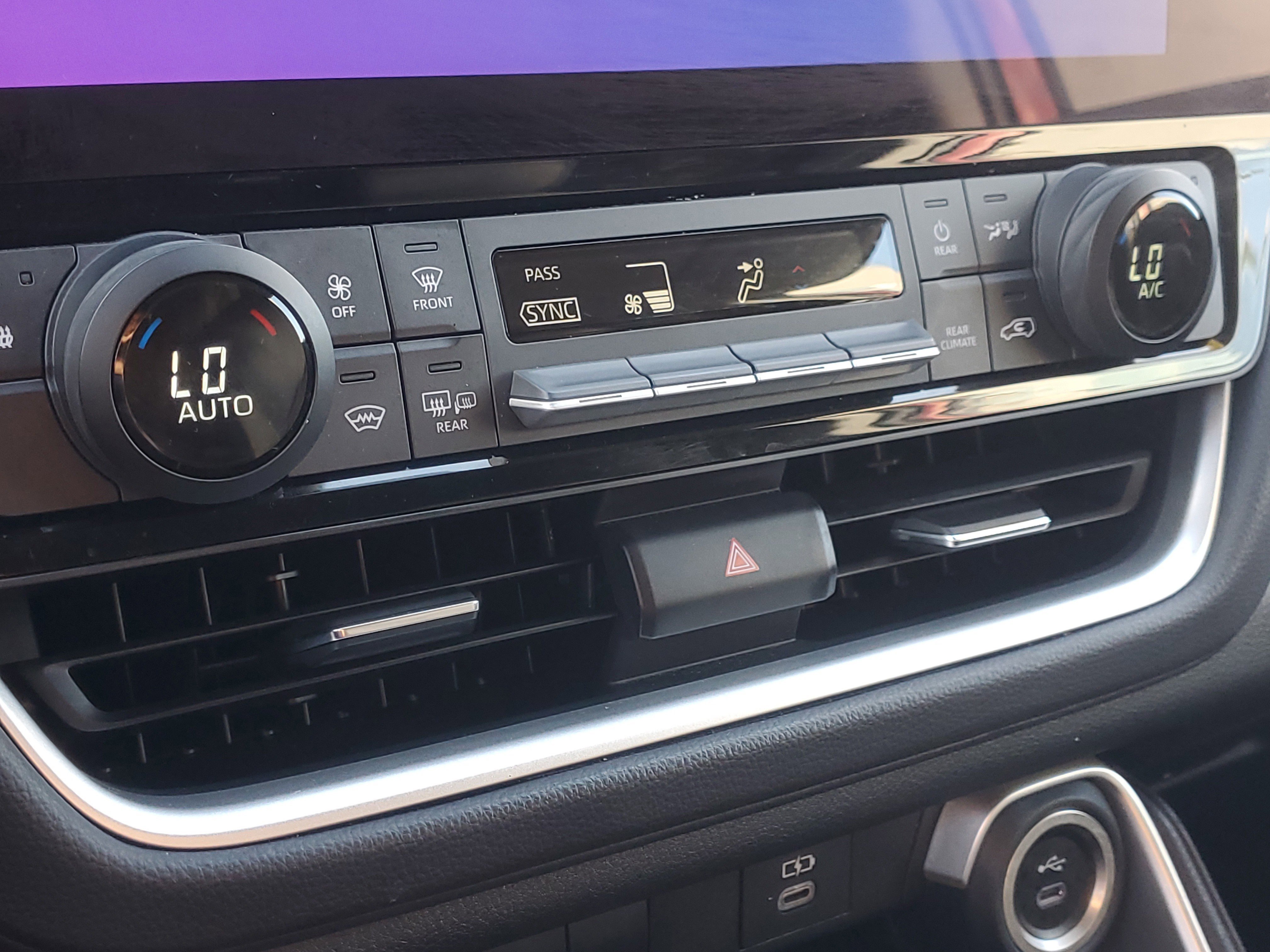 Used 2024 Toyota Grand Highlander XLE image 30