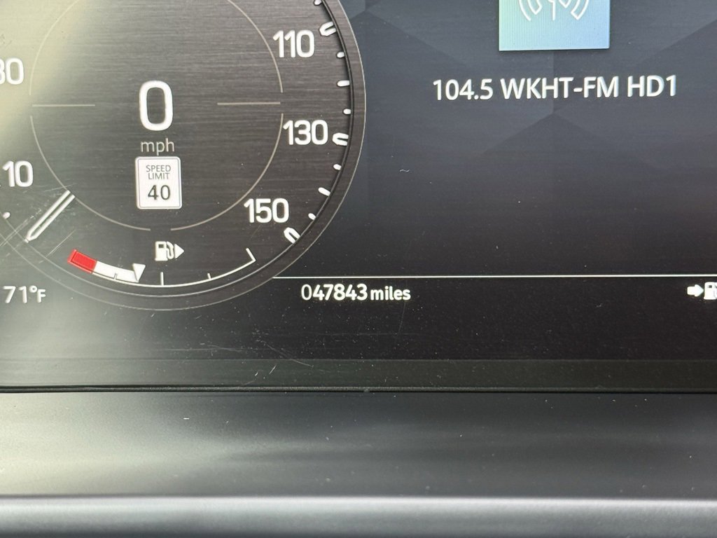 Certified 2023 Land Rover Defender 110 X-Dynamic SE image 32