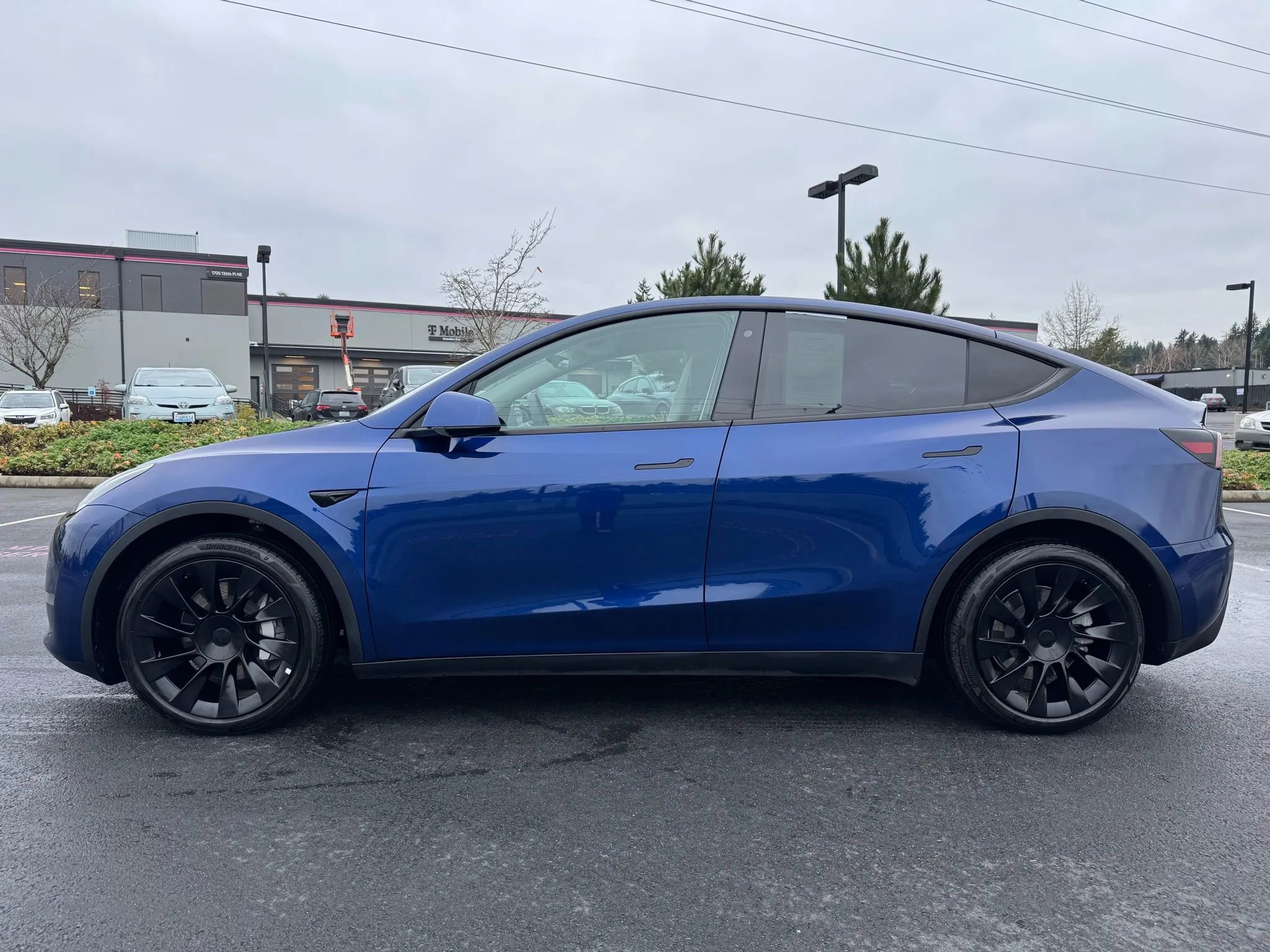 Used 2020 Tesla Model Y Long Range image 6