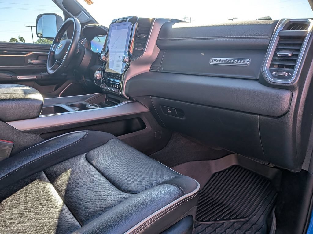Used 2022 RAM 1500 Laramie AWD/4WD image 30