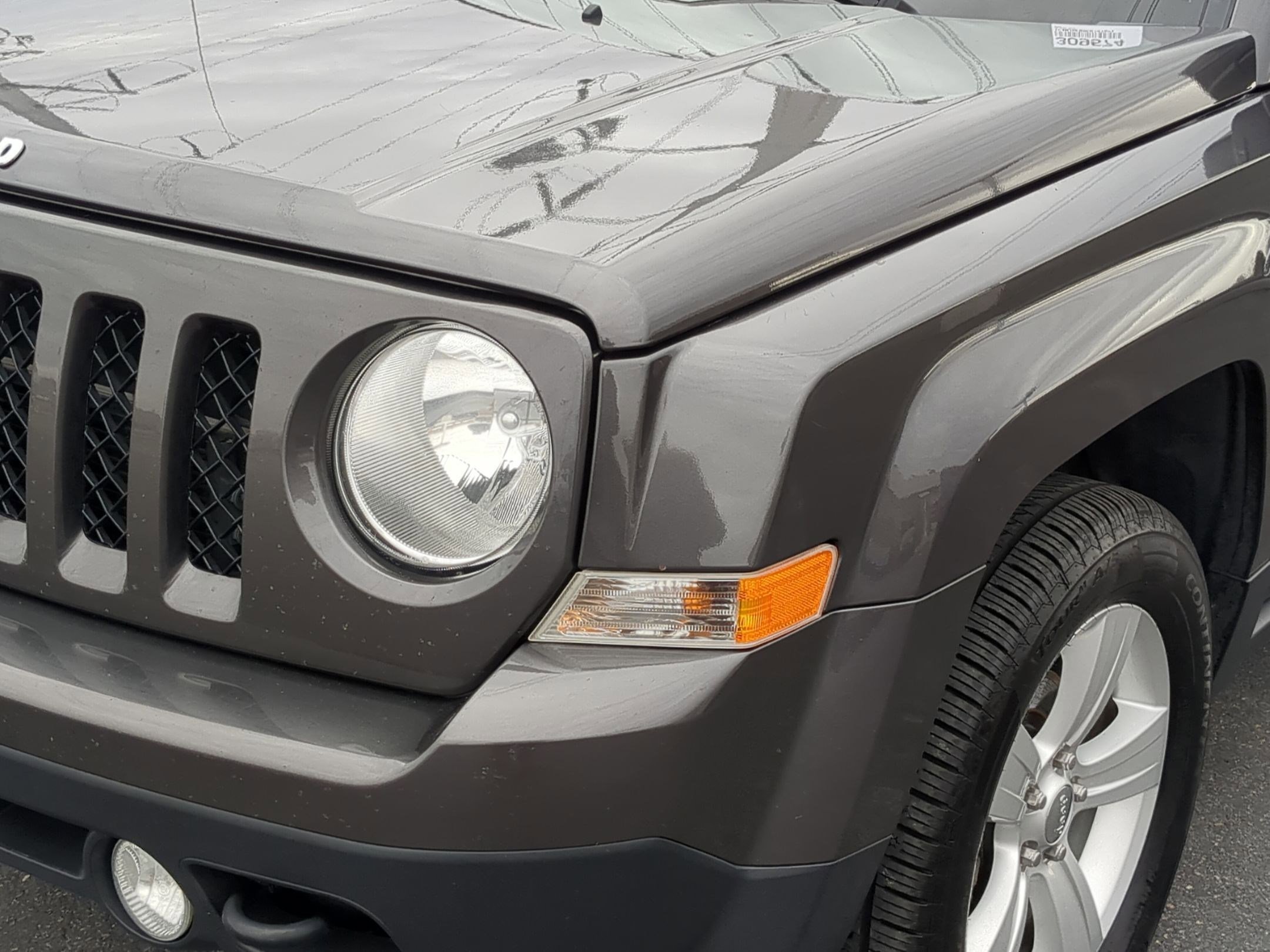 Used 2014 Jeep Patriot Latitude w/ All Weather Capability Group image 10