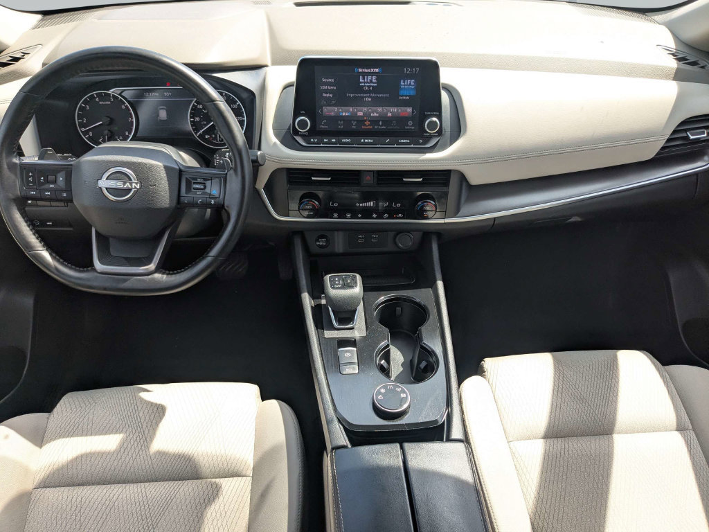 Used 2025 Nissan Rogue SV AWD/4WD image 20