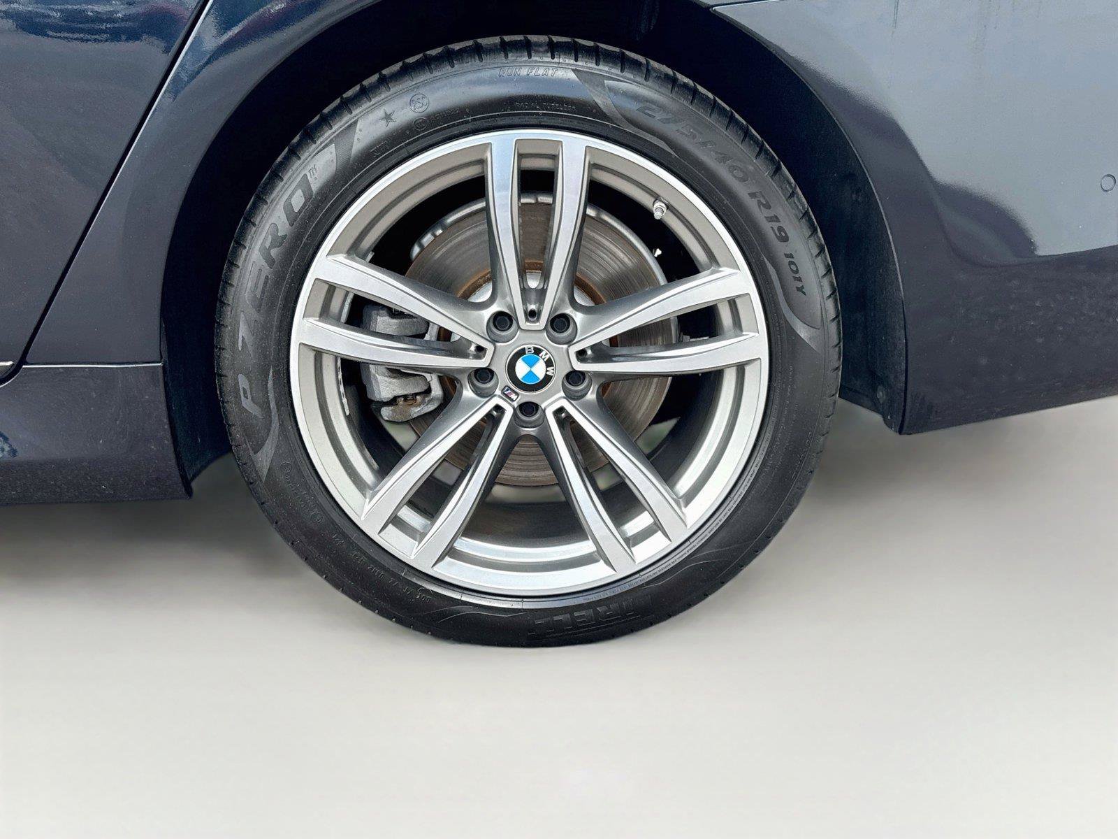 Used 2019 BMW 750i w/ Executive Package RWD image 37