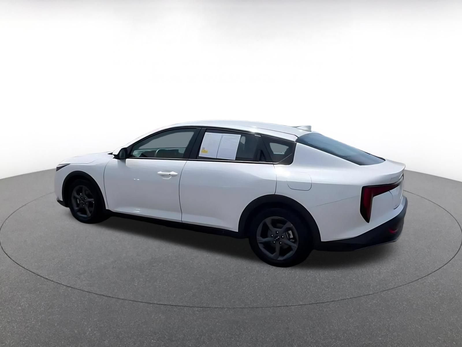 Used 2026 Kia K4 FWD image 11